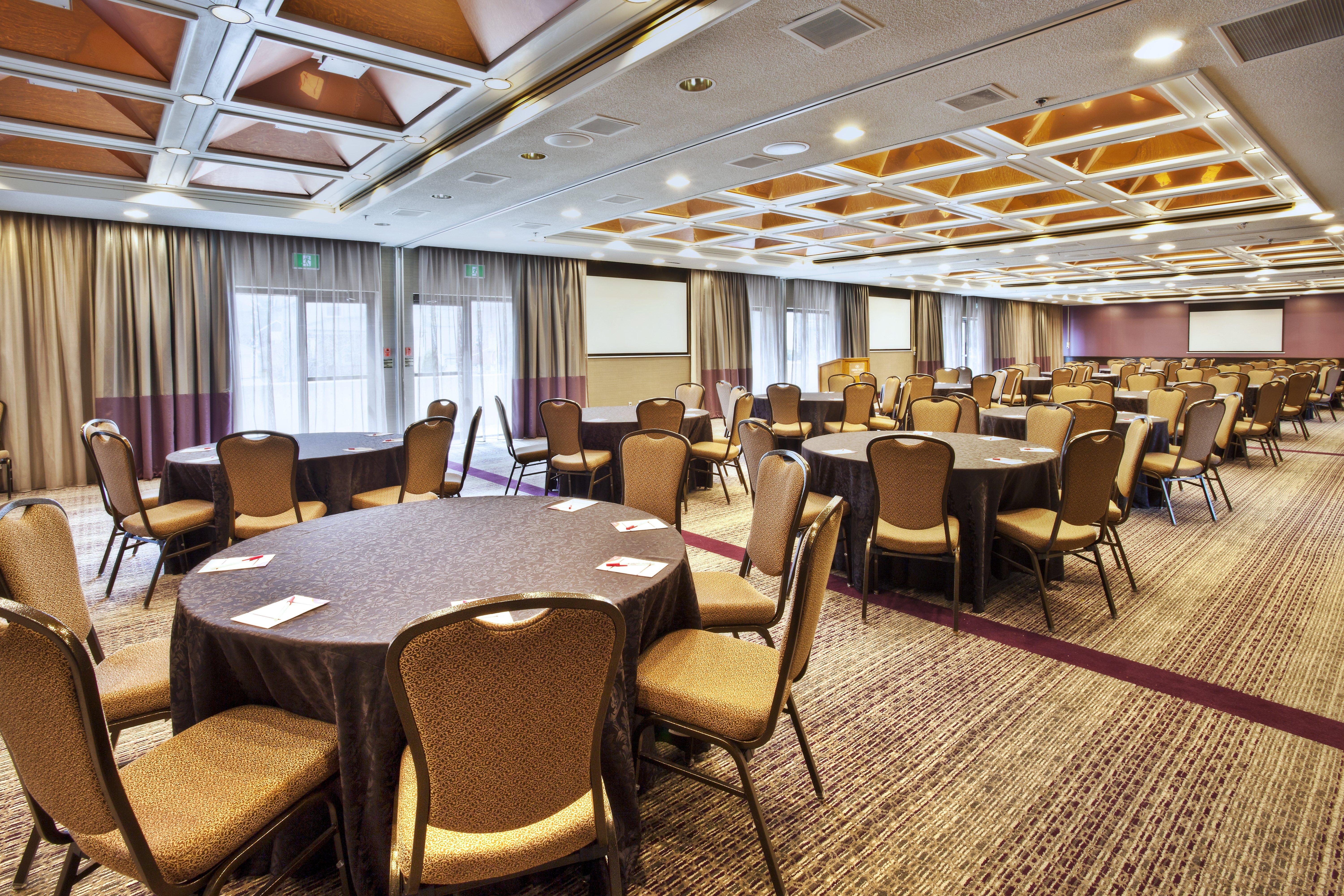 Crowne Plaza Kitchener-Waterloo By Ihg Hotel Kültér fotó